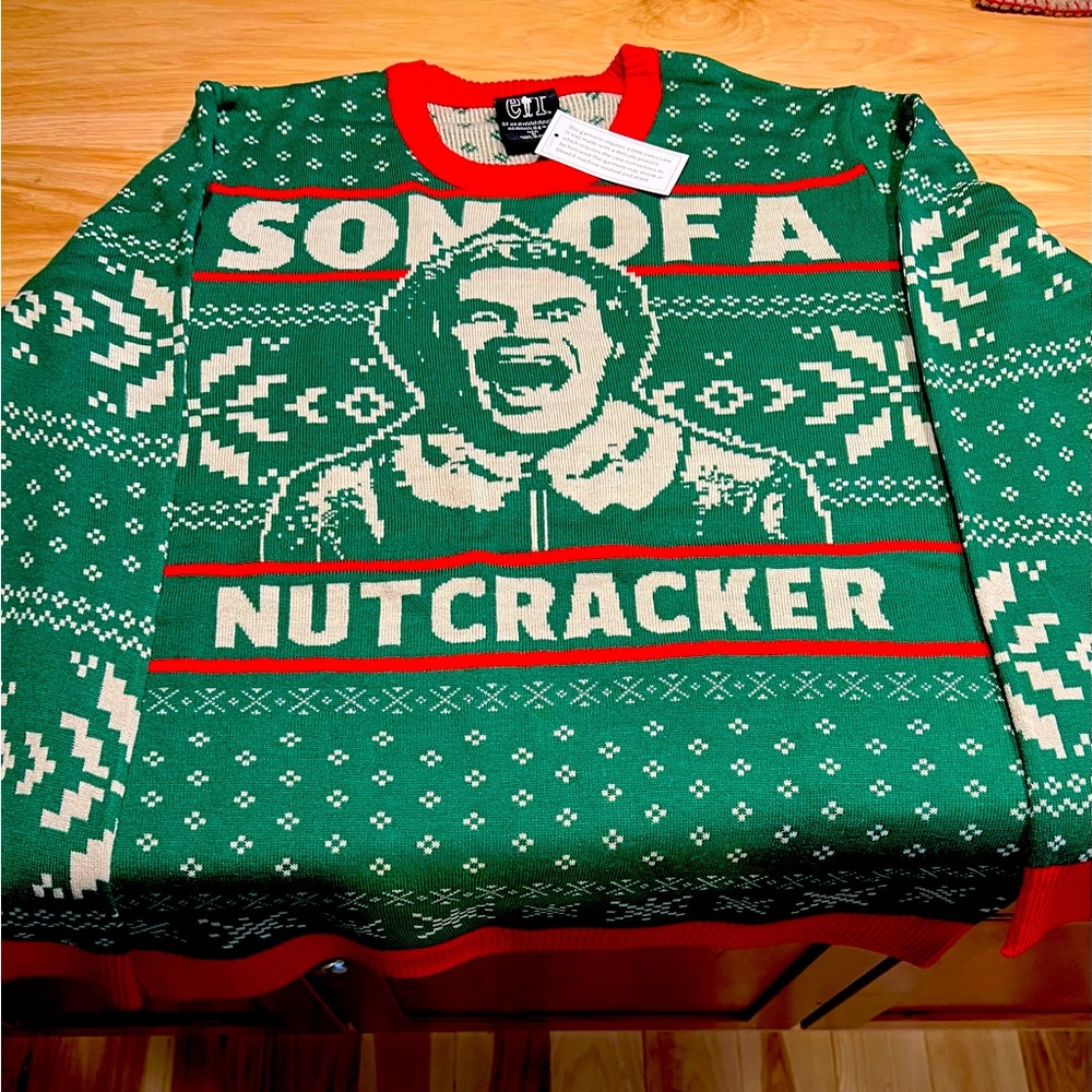 UGLY CHRISTMAS SWEATER